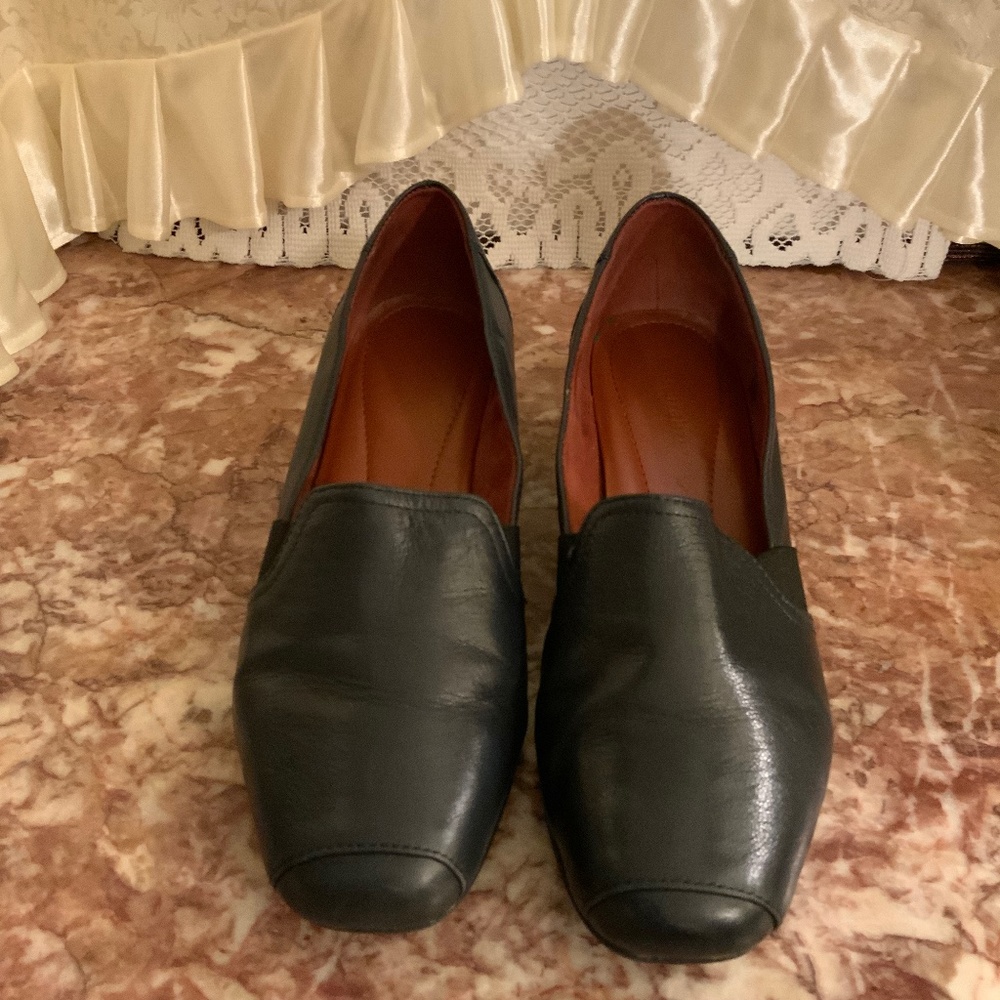 NATURALIZER SLIP ON WEDGE